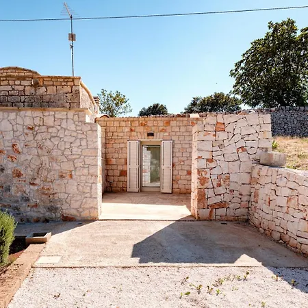 Helloapulia Ostuni - Typical Lamia Delle Murge - Pet Friendly